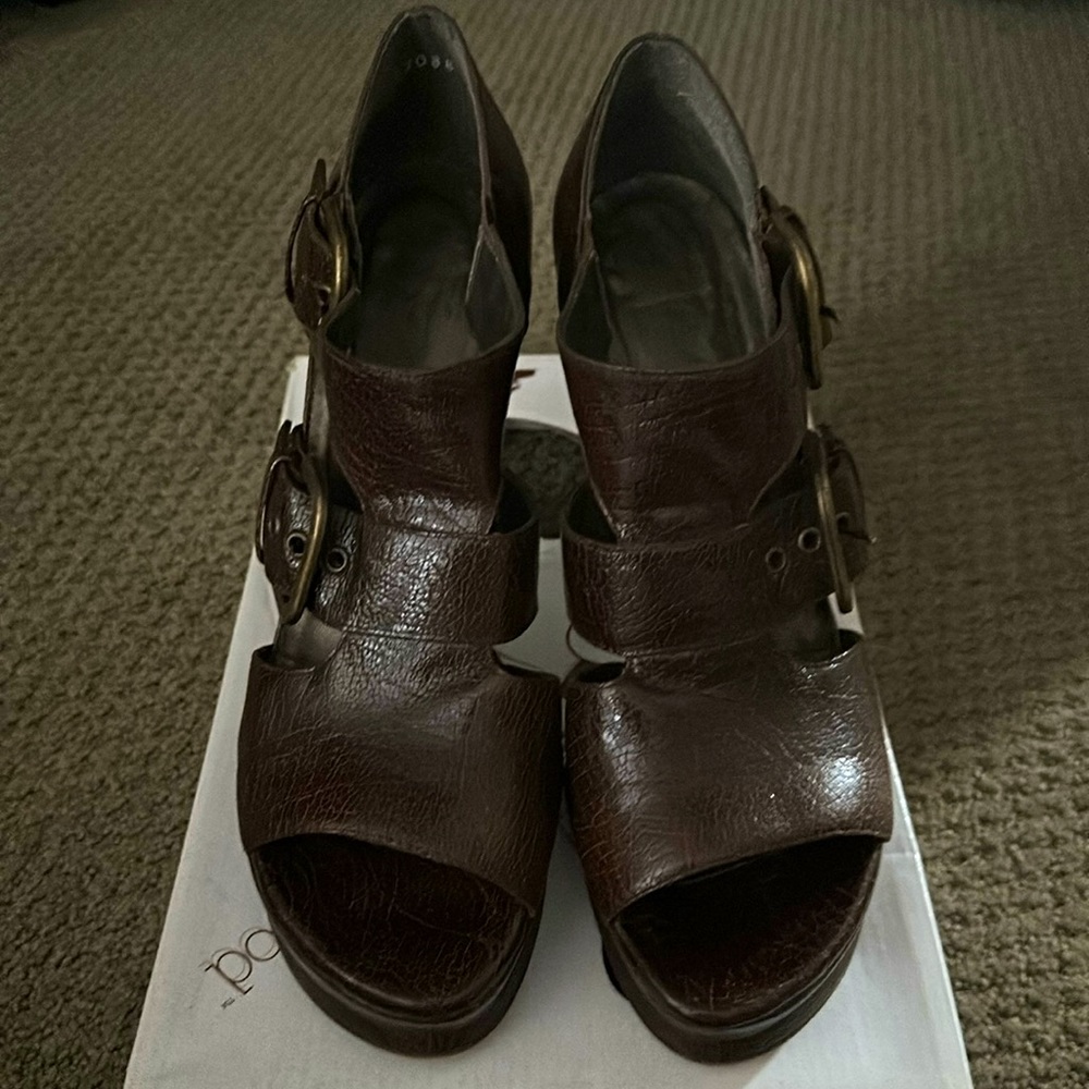 EUC Stuart weitzman platform sandal